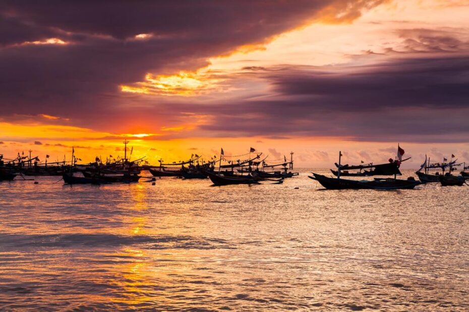 sunset on jimbaran beach recommended by finns 1024x683 1