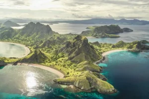 Discover Balis surrounding island paradises each2025 10 06T131655.930Z