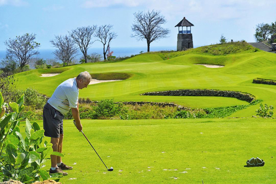 Why Golfers Are Flocking to Bali: Surfside Fairways, Luxury Resorts and Eco‑Smart Courses